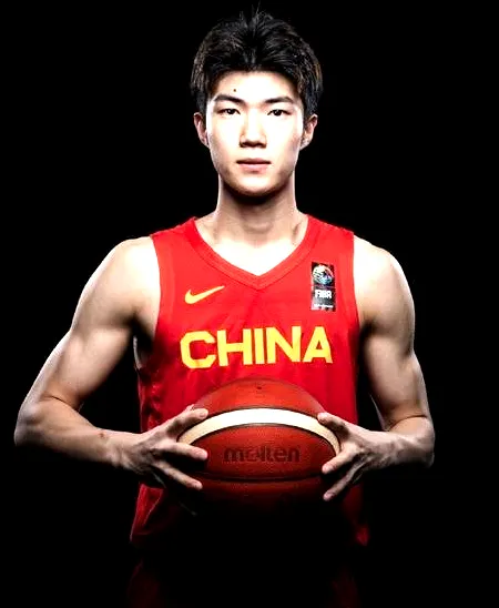 6月7日, 上海男篮夺冠，偰李永炜今夏赴美特训